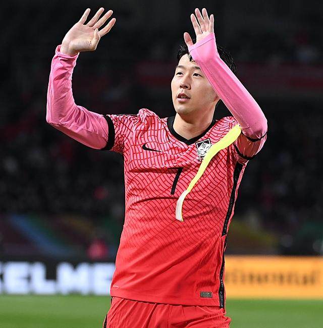 积分榜-新冠裁决12强A组冠军？3叉戟比拼阿兹蒙成光杆司令